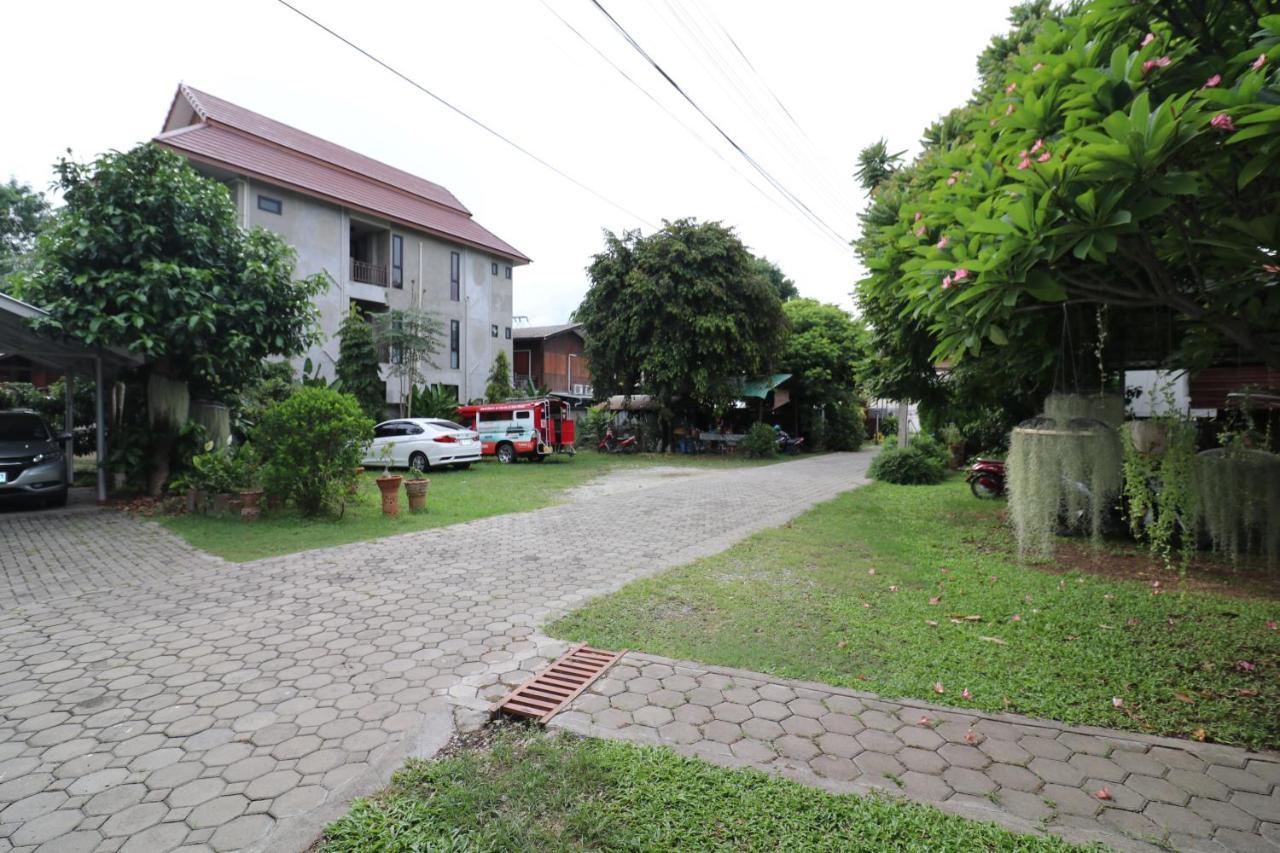 Gongkaew Huenkum Hotel Chiang Mai Dış mekan fotoğraf