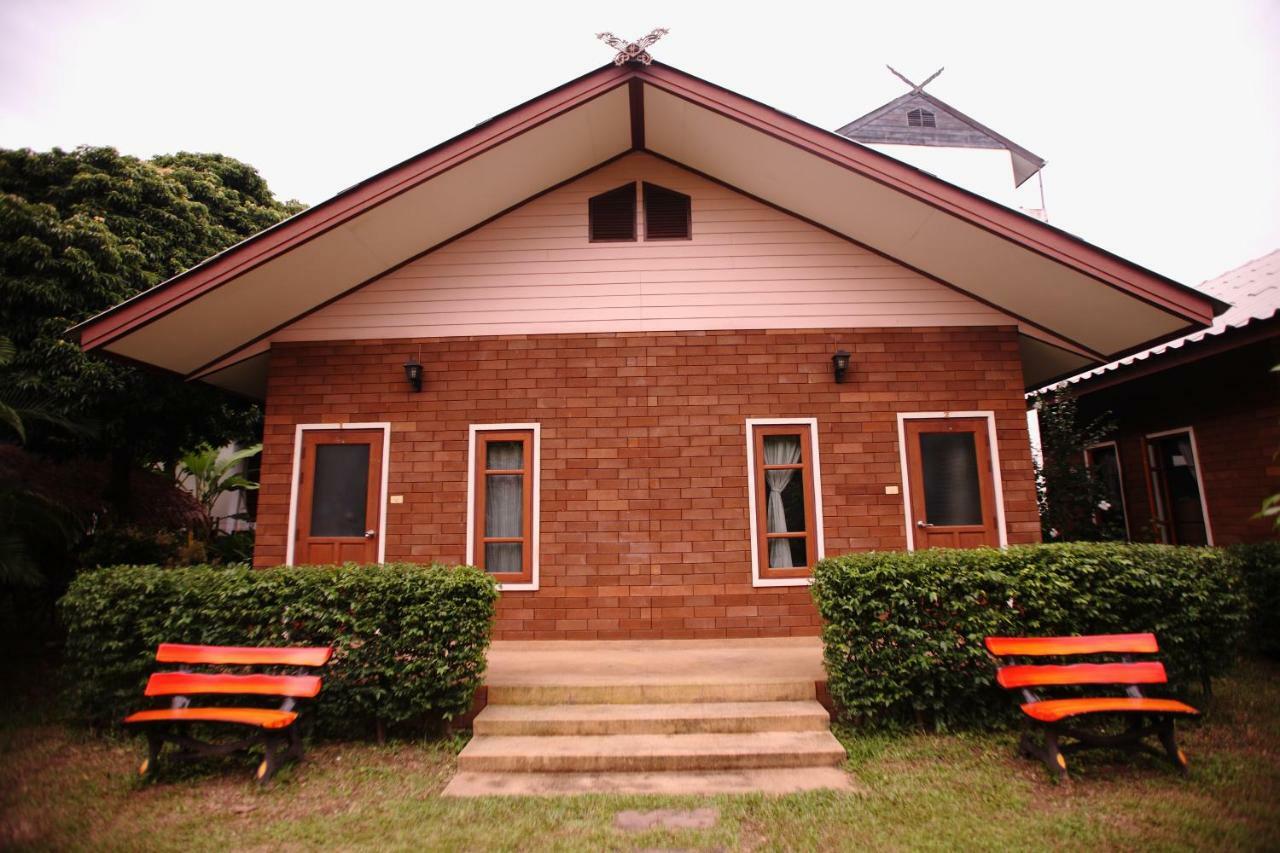 Gongkaew Huenkum Hotel Chiang Mai Dış mekan fotoğraf